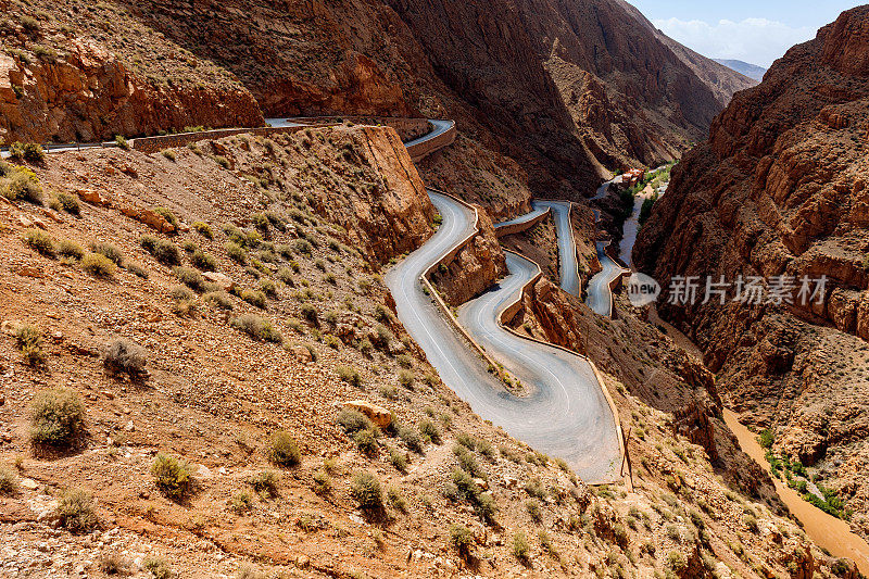 马洛科Vall del Dades峡谷的Snake路。非洲